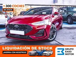 Rojo Usado 2023 Ford Focus ST-Line X Utilitario | 21.490 € (Precio justo)
