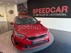 Granate Usado 2021 Kia Ceed Utilitario | 16.500 € (Precio justo)