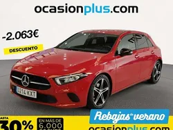 Rojo Usado 2019 Mercedes A180 Utilitario | 20.637 € (Precio justo)