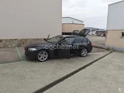 Negro Usado 2012 BMW 530 Familiar | 13.900 € (Un poco caro)