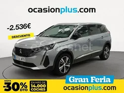 Gris / plata Usado 2024 Peugeot 5008 Allure Monovolumen | 27.900 € (Precio justo)
