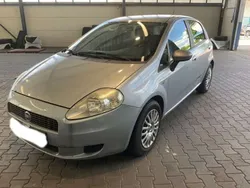 Plateado Usado 2005 Fiat Grande Punto Utilitario | 3995 €