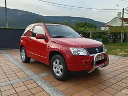 Rojo Usado 2008 Suzuki Grand Vitara SUV | 12.500 € (Un poco caro)