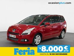 Rojo Usado 2013 Peugeot 5008 Allure Monovolumen | 9350 € (Precio justo)