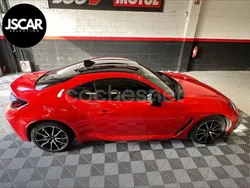 Rojo Usado 2023 Toyota GR86 Coupe | 41.790 € (Precio justo)