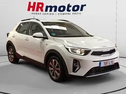 Usado 2022 Kia Stonic SUV | 13.200 € (Precio justo)