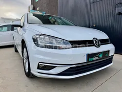 Blanco Usado 2017 VW Golf VII Advance Berlina | 16.899 € (Un poco caro)