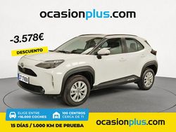 Blanco Usado 2024 Toyota Yaris Cross Business Edition SUV | 25.900 € (Precio justo)