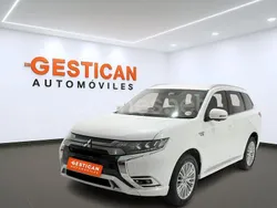 Blanco Usado 2020 Mitsubishi Outlander P-HEV Motion SUV | 19.990 € (Buen precio)