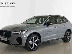 Gris Usado 2024 Volvo XC60 Plus SUV | 58.350 €