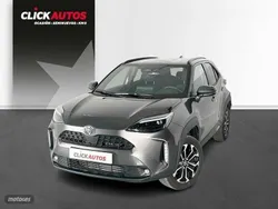 Gris Usado 2024 Toyota Yaris Hybrid Active | 26.500 € (Caro)