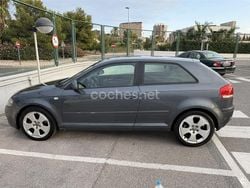 Gris / plata Usado 2004 Audi A3 Ambition Berlina | 2900 € (Precio justo)