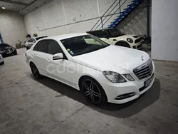 Blanco Usado 2012 Mercedes E300 Avantgarde Berlina | 13.490 €