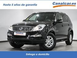 Negro Usado 2015 Ssangyong (KGM) Rexton SUV | 14.425 €