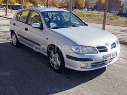 Gris / plata Usado 2001 Nissan Almera Comfort Berlina | 2100 €