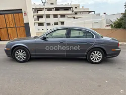Gris / plata Usado 2003 Jaguar S-Type Executive Berlina | 8300 €
