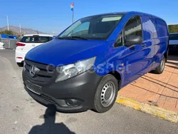 Azul Usado 2016 Mercedes V220 Marco Polo Monovolumen | 13.800 €