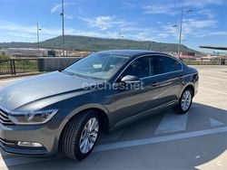Gris / plata Usado 2016 VW Passat Advance Berlina | 10.799 € (Buen precio)