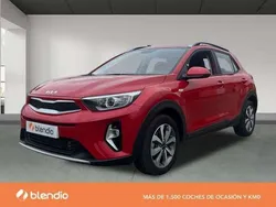 Rojo Usado 2024 Kia Stonic SUV | 16.400 € (Precio justo)