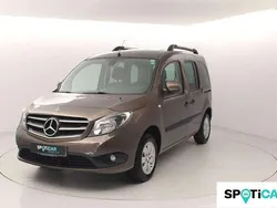 Marrón Usado 2020 Mercedes Citan 111 Familiar | 15.450 € (Buen precio)