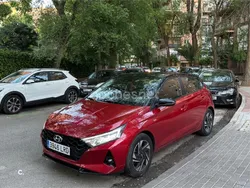 Rojo Usado 2021 Hyundai i20 Berlina | 15.900 € (Precio justo)