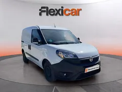 Blanco Usado 2022 Fiat Doblò Monovolumen | 10.290 € (Buen precio)
