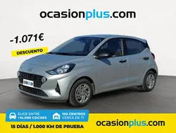 Gris Usado 2022 Hyundai i10 Utilitario | 11.550 € (Precio justo)