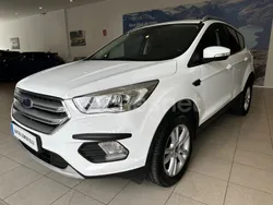 Blanco Usado 2018 Ford Kuga Trend SUV | 17.900 € (Un poco caro)