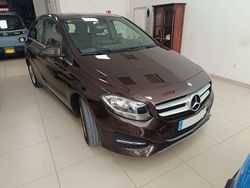 Marrón Usado 2015 Mercedes B180 Monovolumen | 13.500 € (Un poco caro)