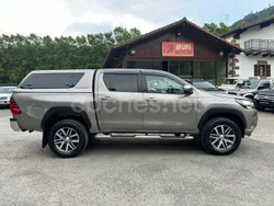 Beige Usado 2019 Toyota HiLux Recogida | 41.999 € (Caro)