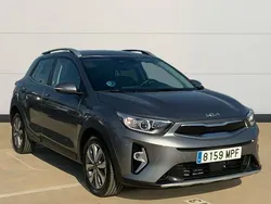 Gris Usado 2024 Kia Stonic SUV | 19.800 € (Precio justo)