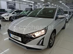 Gris / plata Usado 2024 Hyundai i20 Berlina | 16.900 € (Buen precio)