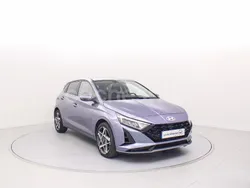 Gris / plata Usado 2024 Hyundai i20 Berlina | 19.980 € (Precio justo)