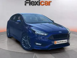 Azul Usado 2017 Ford Focus ST-Line Berlina | 11.490 € (Precio justo)