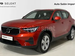 Granate Usado 2023 Volvo XC40 Core SUV | 33.900 € (Buen precio)