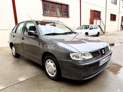 Gris / plata Usado 2002 Seat Cordoba Stella Berlina | 1800 € (Precio justo)