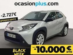 Gris Usado 2024 Toyota Aygo Play Utilitario | 12.623 € (Buen precio)
