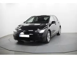 Negro Usado 2021 VW Golf VIII Life Berlina | 23.900 € (Precio justo)