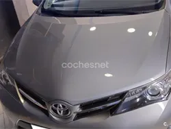 Gris / plata Usado 2013 Toyota Auris Active Berlina | 6500 €