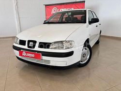Blanco Usado 2002 Seat Ibiza Stella Berlina | 2499 € (Precio justo)