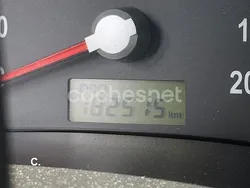 Negro Usado 2006 Kia Carnival Monovolumen | 5200 € (Precio justo)