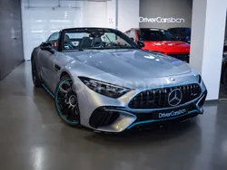 Gris / plata Usado 2023 Mercedes SL63 AMG AMG Descapotable | 356.900 €