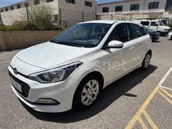 Blanco Usado 2017 Hyundai i20 Berlina | 11.900 € (Precio justo)