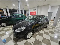 Negro Usado 2010 Renault Clio II Berlina | 5000 € (Precio justo)