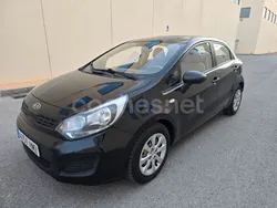 Negro Usado 2012 Kia Rio Berlina | 5000 € (Precio justo)