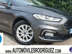 Gris / plata Usado 2019 Ford Mondeo Titanium Familiar | 19.900 € (Un poco caro)