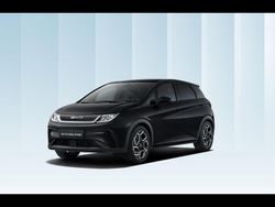 Jet black Nuevo 2024 BYD Dolphin Design Utilitario | 35.630 € (Caro)