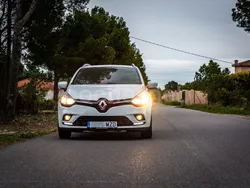 Blanco Usado 2018 Renault Clio GrandTour LIMITED Familiar | 9390 € (Precio justo)