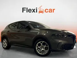 Gris Usado 2023 Alfa Romeo Tonale Sprint SUV | 22.990 € (Precio justo)