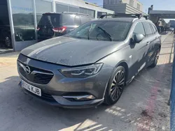 Gris Usado 2018 Opel Insignia Exklusiv Berlina | 4600 €